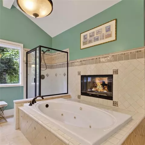 Bath - 406 E Waterside Dr, Seneca, SC 29672 photo 1 of 5