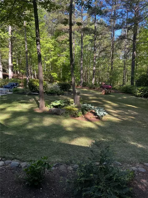 Exterior - 406 E Waterside Dr, Seneca, SC 29672 photo 7 of 8