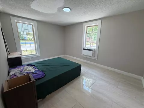 Bedroom - 302 Sirrine St, Honea Path, SC 29654 photo 2 of 6