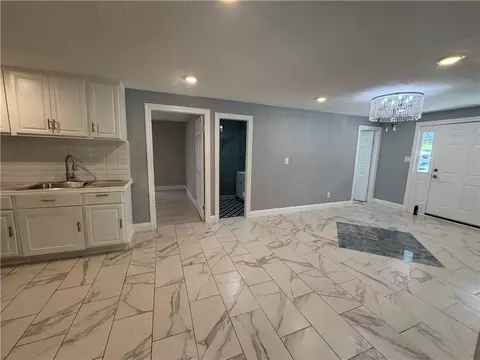 Entry Way - 302 Sirrine St, Honea Path, SC 29654 photo 1 of 2