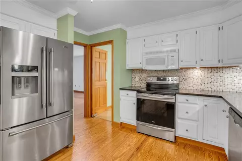 Kitchen - 1004 Ridgeview Dr, Pendleton, SC 29670 photo 3 of 3