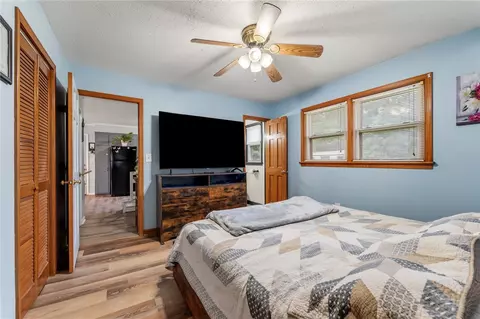 Bedroom - 114 1st St, Central, SC 29630 photo 2 of 4