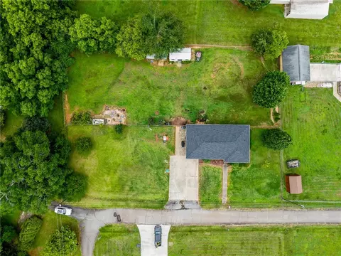 View/Area - 114 1st St, Central, SC 29630 photo 1 of 1