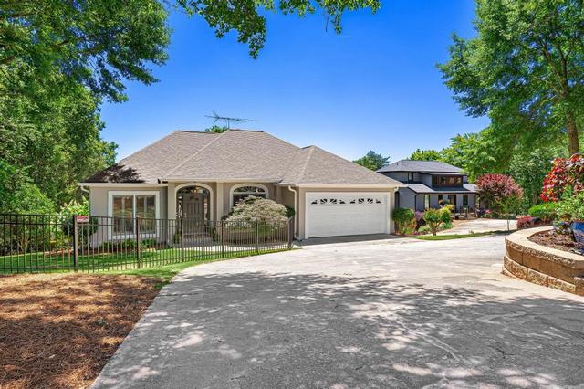 166 Knox Cir, Lavonia, GA 30553