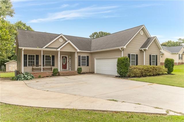 106 Sundowner Blvd, Anderson, SC 29626