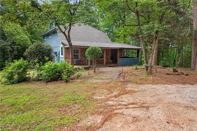 130 Maggie Rufus Ln, Westminster, SC 29693