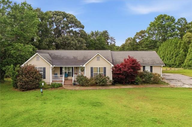 520 Sharon Ln, Seneca, SC 29678