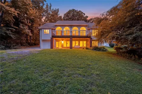 205 Mill Creek Cir, Martin, GA 30557