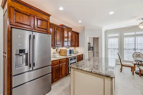 Kitchen - 616 Shefwood Dr, Easley, SC 29642 photo 5 of 6