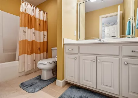 Bath - 616 Shefwood Dr, Easley, SC 29642 photo 3 of 4