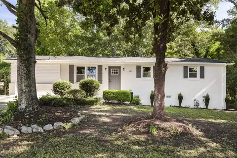 507 E South 2nd St, Seneca, SC 29678