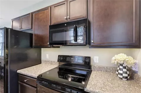 505 W D Ave, Easley, SC 29640 photo 8