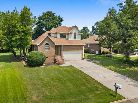 View/Area - 109 Prestwick Ct, Easley, SC 29642 photo 5 of 5