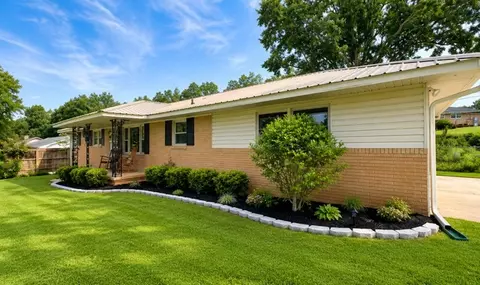 305 Clearview Dr, Anderson, SC 29625