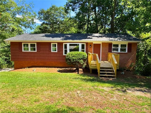 7 Birchbark Dr, Greenville, SC 29611