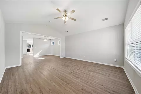 417 Laurel Grove Ct, Seneca, SC 29678 photo 4