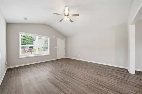 417 Laurel Grove Ct, Seneca, SC 29678 photo 6