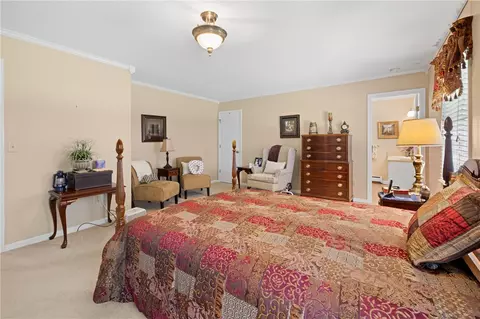 Bedroom - 706 Pinewood Dr, Pendleton, SC 29670 photo 5 of 5