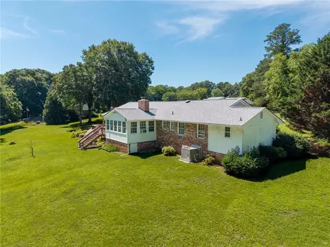 Exterior - 706 Pinewood Dr, Pendleton, SC 29670 photo 9 of 9