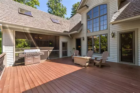 Exterior - 264 Featherstone Dr, Sunset, SC 29685 photo 4 of 10