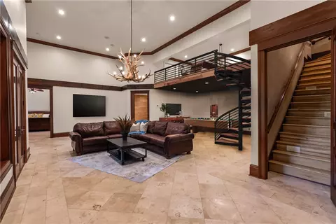 Living - 264 Featherstone Dr, Sunset, SC 29685 photo 6 of 6