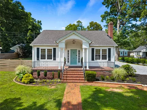 702 Glenwood Ave, Anderson, SC 29625