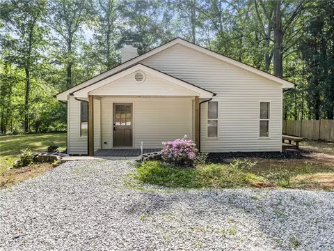 21298 Highway 76 E Hwy, Laurens, SC 29360