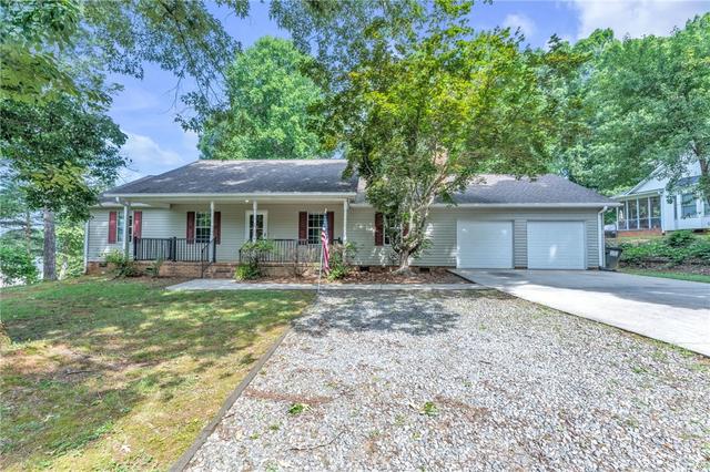 109 Georges Knl, Easley, SC 29640