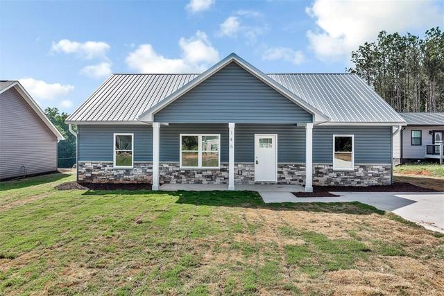 146 Sky Ln, Townville, SC 29689