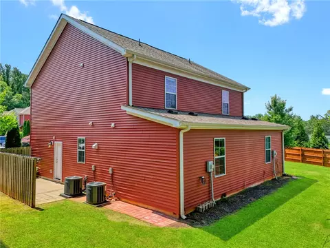 Exterior - 235 Pendleton Rd #L2, Clemson, SC 29631 photo 7 of 11