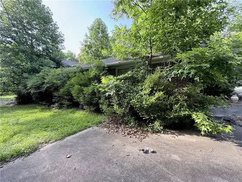 306 Brook St, Honea Path, SC 29654 photo 4
