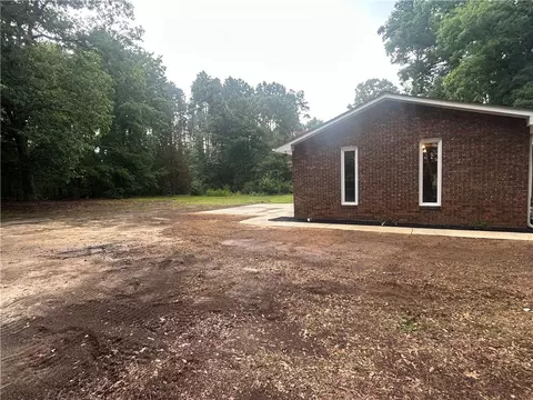 809 Paige Rd, Honea Path, SC 29654