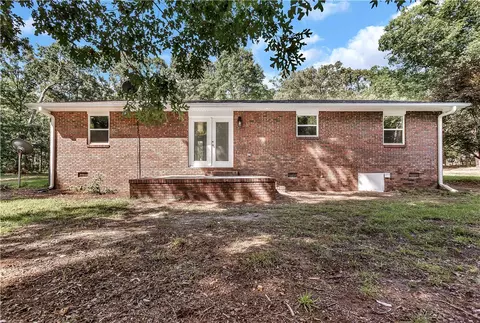 Exterior - 809 Paige Rd, Honea Path, SC 29654 photo 7 of 9