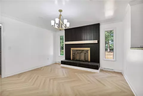 Living - 809 Paige Rd, Honea Path, SC 29654 photo 5 of 5