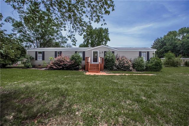 169 W Bagwell Rd, Liberty, SC 29657