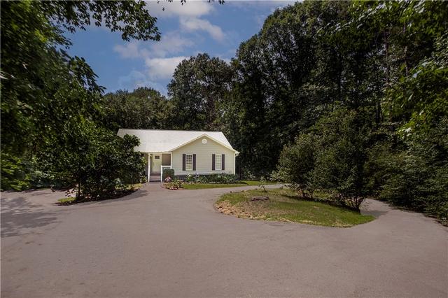 181 Crowe Creek Church Rd, Six Mile, SC 29682