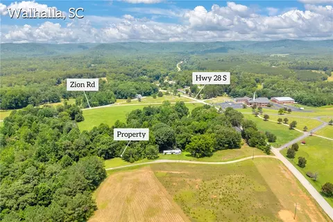 156 Newberry Rd, Walhalla, SC 29691 photo 3