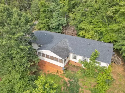 110 Diane Dr, Easley, SC 29640