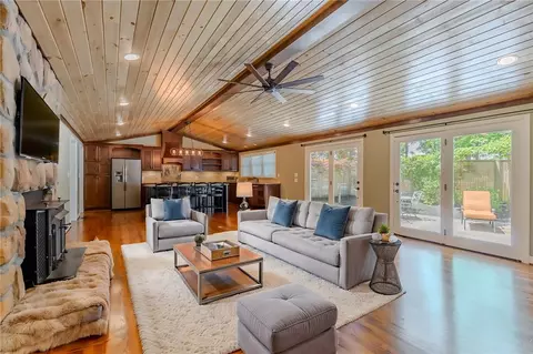 214 Spring Dr, Easley, SC 29642 photo 3