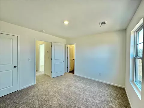 Bedroom - 563 Seaborn Cir, Pendleton, SC 29670 photo 7 of 7