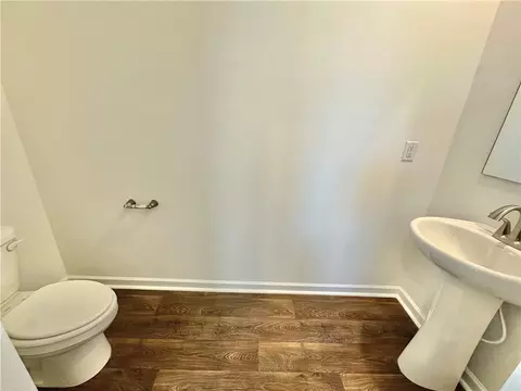 Bath - 563 Seaborn Cir, Pendleton, SC 29670 photo 1 of 4