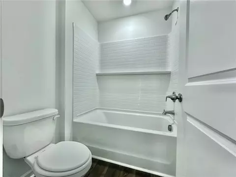 Bath - 563 Seaborn Cir, Pendleton, SC 29670 photo 4 of 4