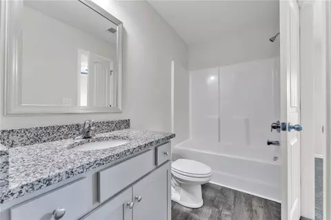 Bath - 208 Samuel St, Pendleton, SC 29670 photo 2 of 2