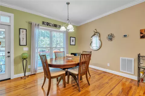 Dining - 648 Mountain Vw, Williamston, SC 29697 photo 2 of 3