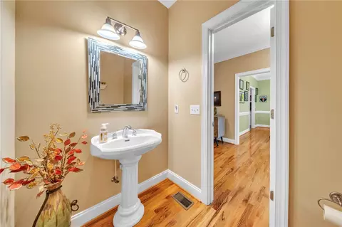 Entry Way - 648 Mountain Vw, Williamston, SC 29697 photo 3 of 3
