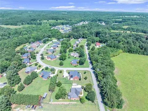 648 Mountain Vw, Williamston, SC 29697 photo 40