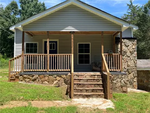 1305 A Lebanon Rd, Pendleton, SC 29670