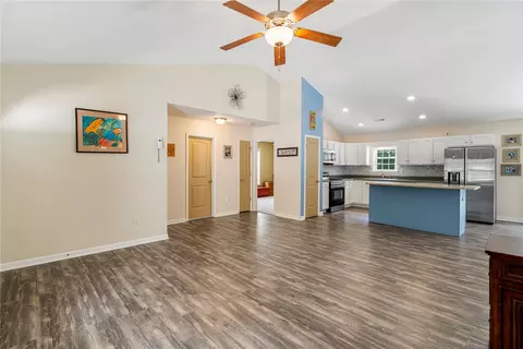 Entry Way - 167 Mediterranean Ave, Anderson, SC 29621 photo 2 of 5