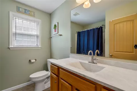 Bath - 167 Mediterranean Ave, Anderson, SC 29621 photo 3 of 3