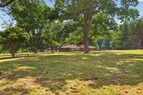 Exterior - 1412 Simpson Rd, Pendleton, SC 29670 photo 4 of 11